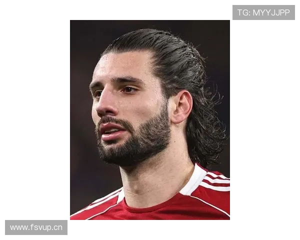 索博斯洛伊长传精准