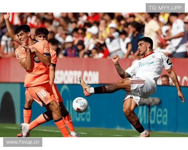 巴萨进攻看似流畅，实则纵深消失、套路僵化