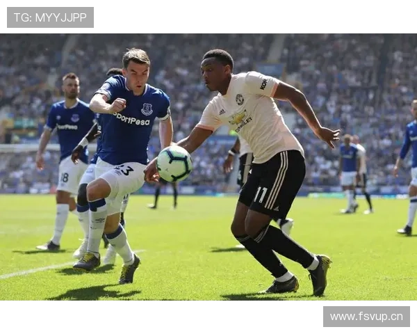 曼联更衣室矛盾问题持续显现,对球队赛季稳定性形成考验