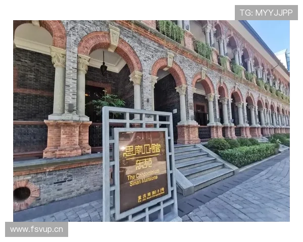 姚明退役后住上海老洋房，早餐吃三明治配黑咖啡，这日子过得比偶像剧还精致